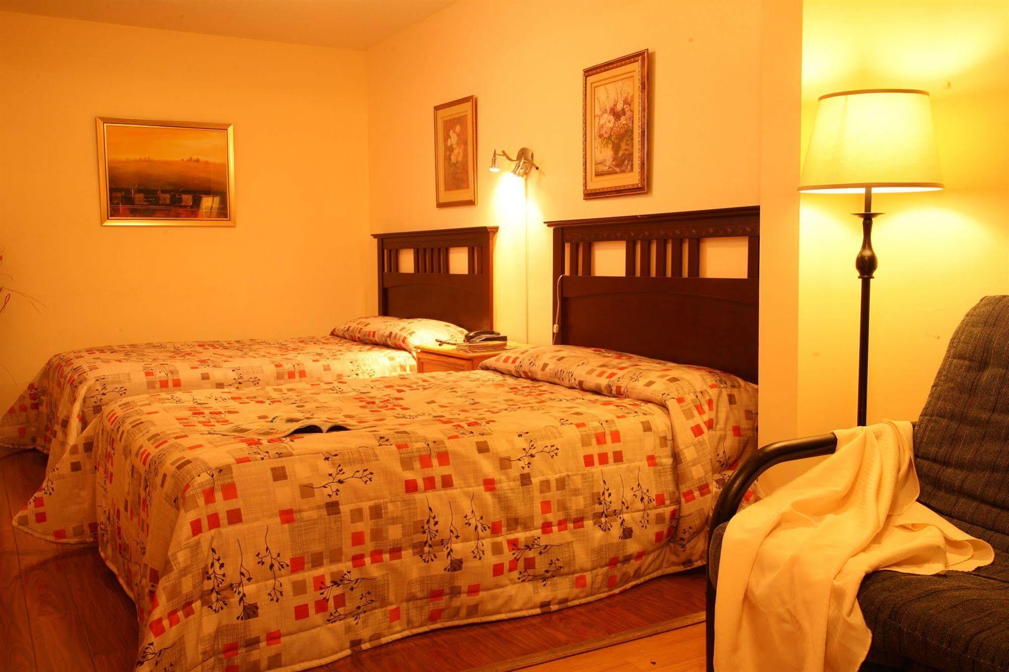 Hotel Park Avenue Монреал Екстериор снимка