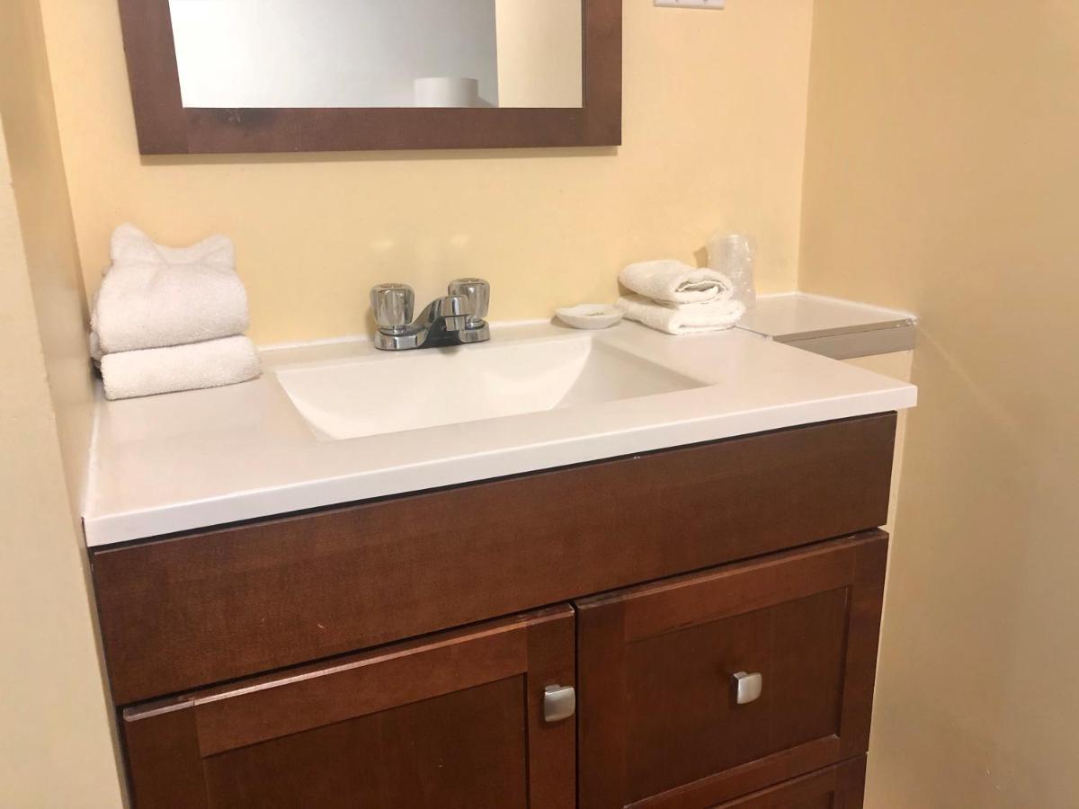 Hotel Park Avenue Монреал Екстериор снимка